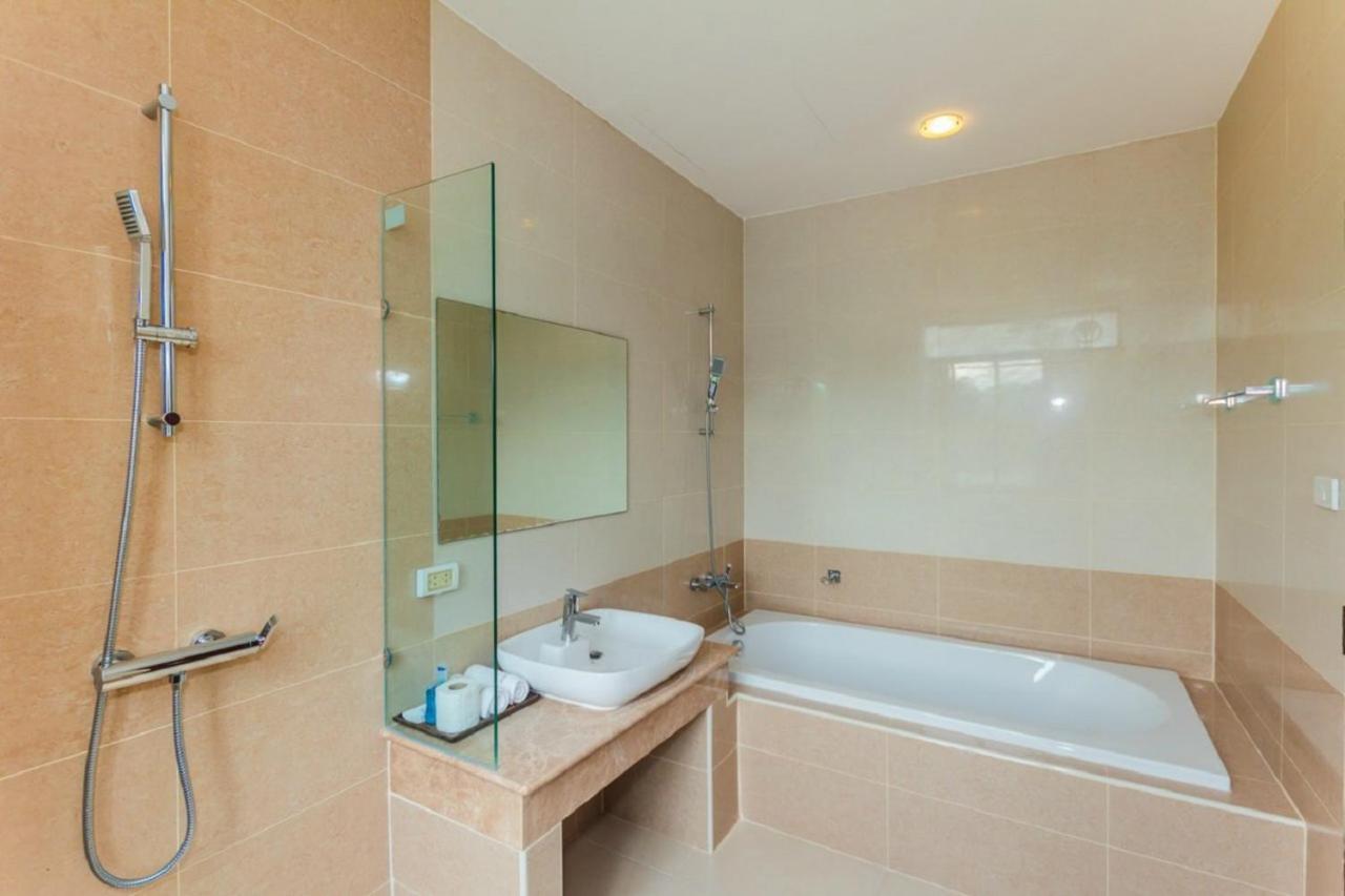 Genesis Villas Rawai Bagian luar foto